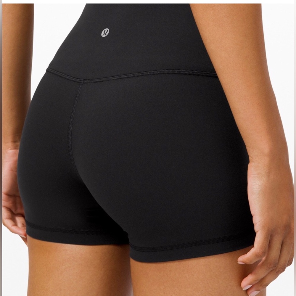 🌼Lululemon Align HR Short 4” Black Size 0